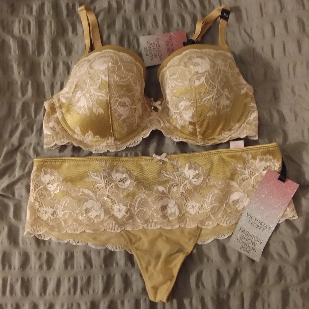 Victoria secret set